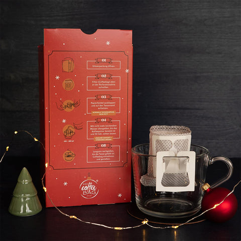 Calendario dell'Avvento del caffè 2025 con 24 bustine monodose (Drip Bags) e 12 varietà diverse